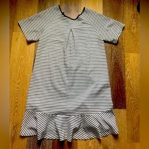ASOS maternity/breastfeeding dress size 6
